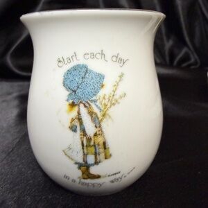 Vintage 1970’s Holly Hobbie porcelain candle.
